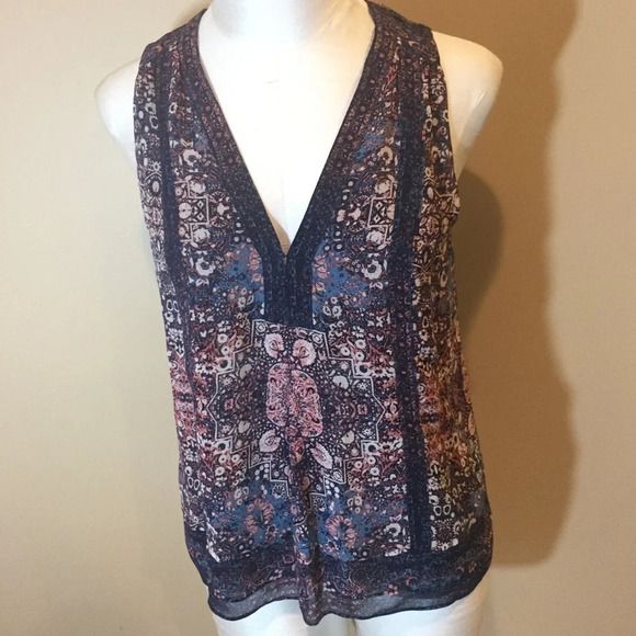 Joie Tops - Joie Sleeveless Blouse Sz XS 100% Silk